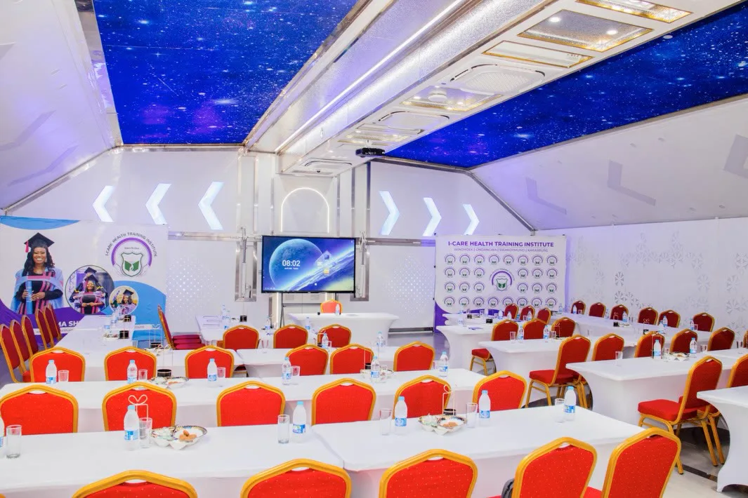 Banquet layout inside an MBFD expandable mobile party hall
